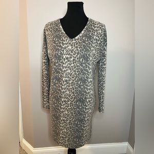 ANTISTAR Boutique Leopard print soft dress. Sz Small